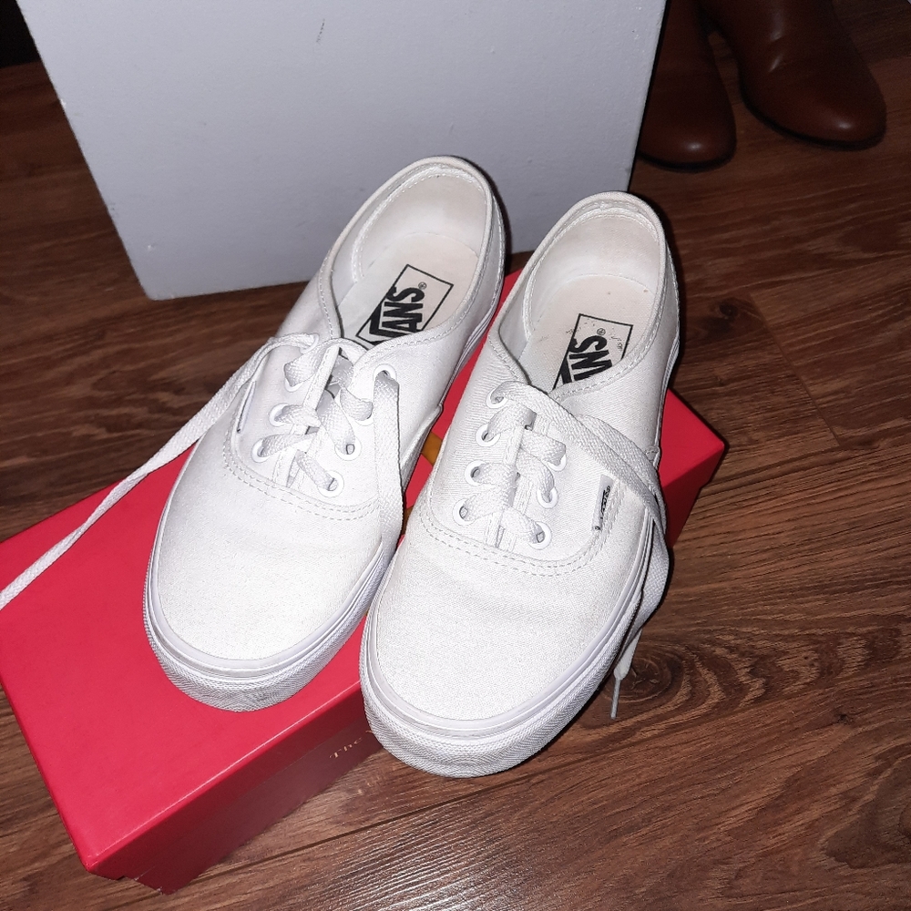 🍎Sold🍎 Vans 6.5